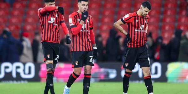 天博体育app-维拉“寒王”，已进化成英超新型前腰代表