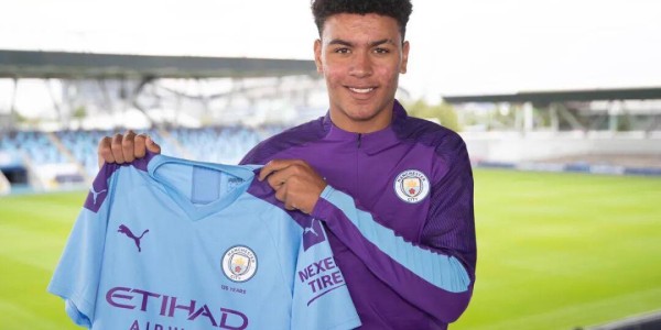 天博体育app-维拉“寒王”，已进化成英超新型前腰代表