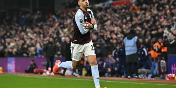 天博体育app-维拉“寒王”，已进化成英超新型前腰代表